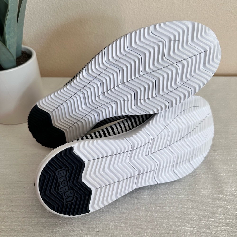 New Propet TravelFit Dark Navy/White Stripe Knit Slip On Sneakers Women’s 10 - Picture 12 of 12